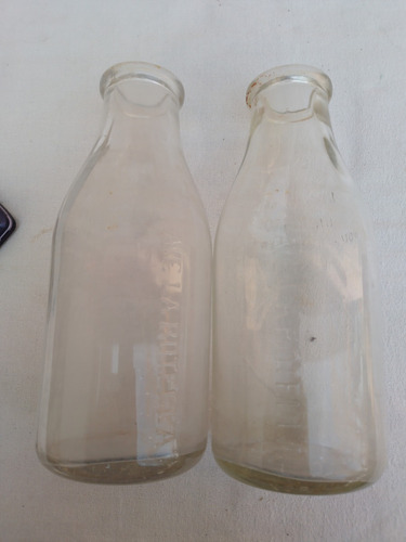 Lote De 2 Antiguas Botellas De Leche 1 Litro Sanas (Usado)