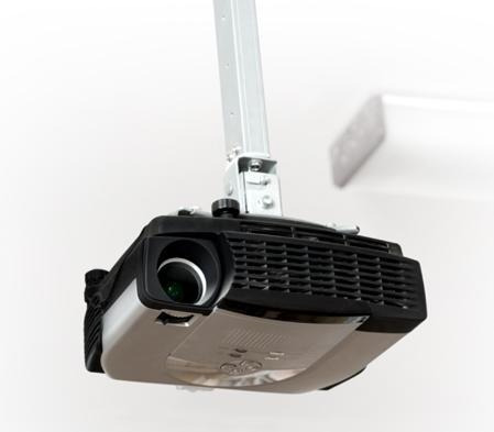 Imagen 3 de 7 de Soporte Techo Proyector Universal Kpm-580w Inc 15° Gira 180°