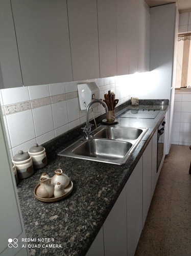 Imagen 9 de 14 de Se Vende Comodo Y Elegante Apartamento En La Candelaria