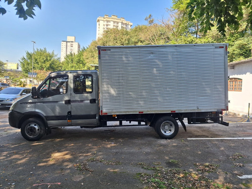 Iveco 70c16 Hd Cabine Dupla - 2011 Com 166.664 Km + Bau