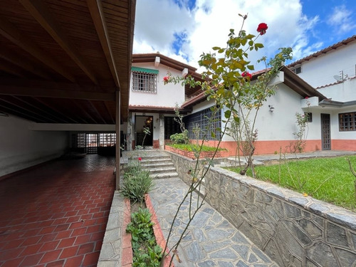 Imagen 3 de 26 de Se Vende Casa 539 M2 5h/5b/6p Santa Paula