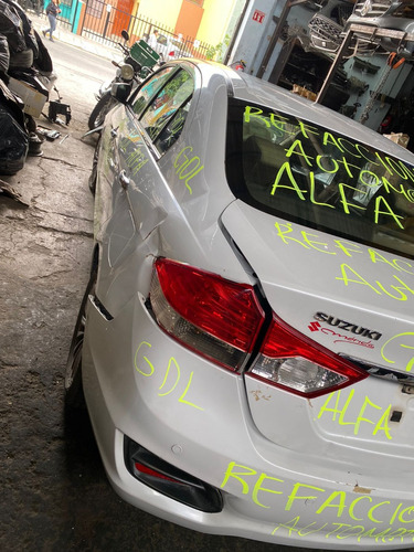 Suzuki Ciaz Glx 2018 A/t. Por Partes.