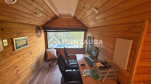 Casa En Venta De 3 Dorm. En Ñuñoa