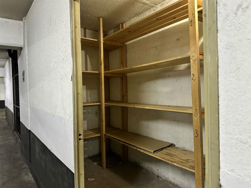 Bodega En Arriendo Barrio Financiero El Golf, Las Condes