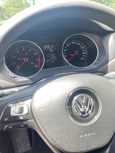 Imagen 6 de 10 de Volkswagen Jetta 2.5 Comfortline Tiptronic At 2016