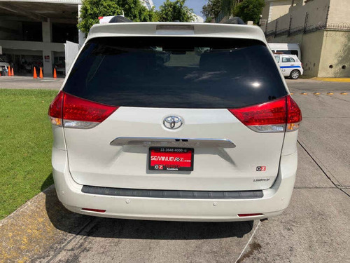 Imagen 6 de 15 de Toyota Sienna 2013 5p Limited Aut Piel Limited Q/c Dvd