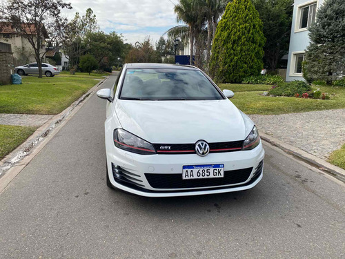 Imagen 9 de 15 de Volkswagen Golf 2016 2.0 Gti Tsi App Connect + Cuero