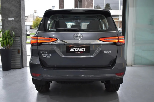 Toyota Sw4 2.8 Srx 177cv 4x4 7as At