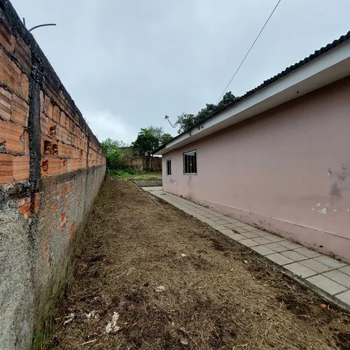 Terreno Com 560 M2 Com Casa Em Alvenaria