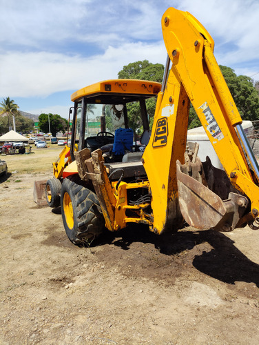 Retroexcavadora Jcb 2006