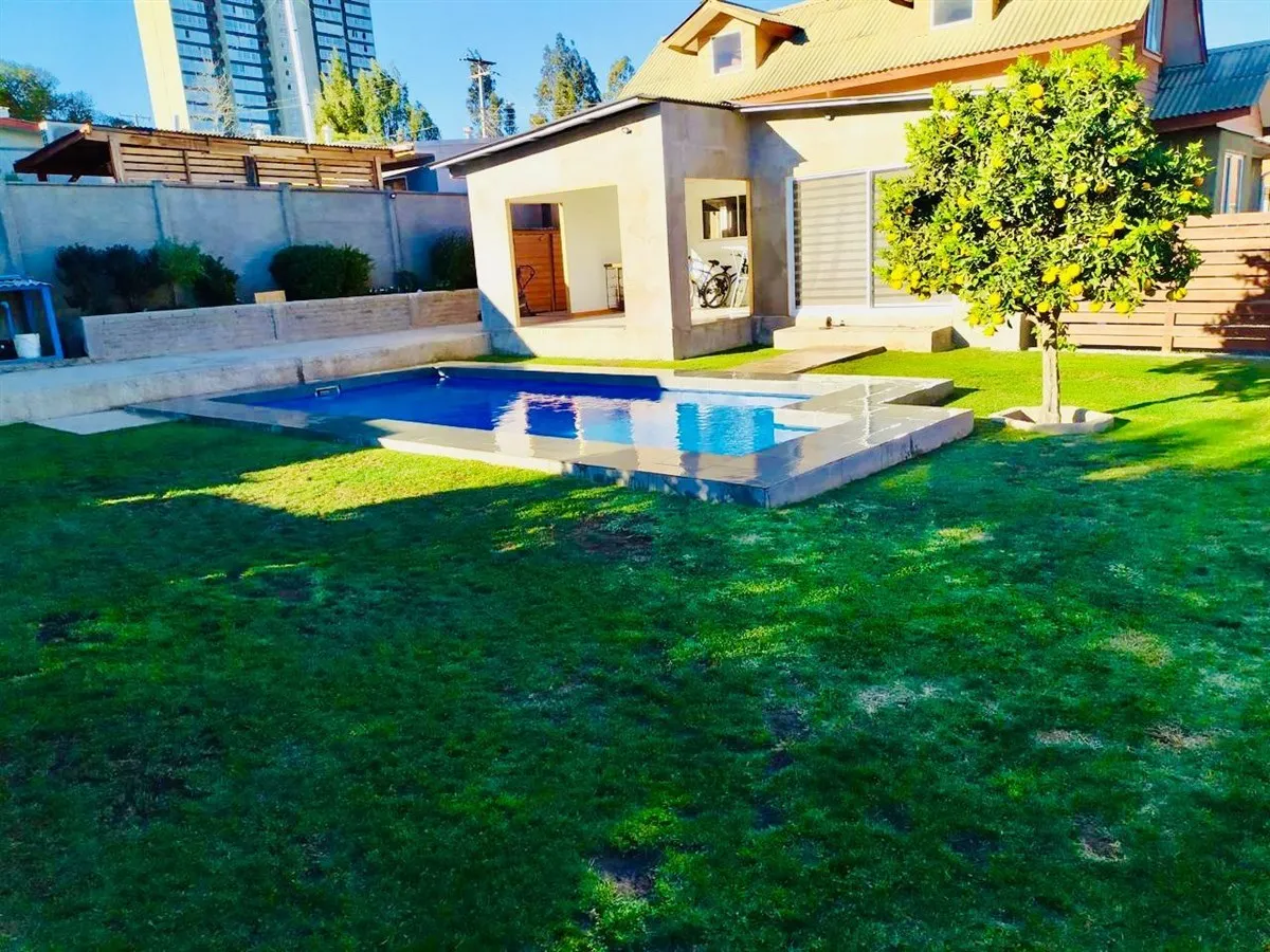 Imagen 5 de 18 de Casa En Venta De 5 Dormitorios En Ingeniero Hyatt, Quilpué.