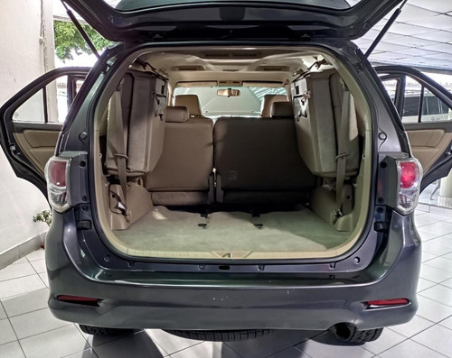 Imagen 8 de 11 de Toyota Fortuner 2014