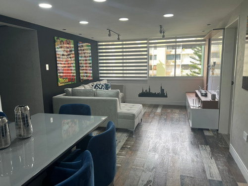 Apartamento Exquisitamente Remodelado, Cerca De Farmatodo De Las Minas