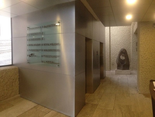 Oficinas En Renta Excelente Ubicación. Recién Remodelada