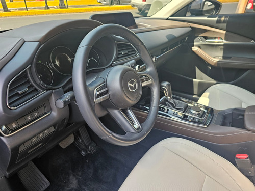 Mazda CX-30 5 pts. i Grand Touring, 2.5l, TA, piel, QC, RA-18