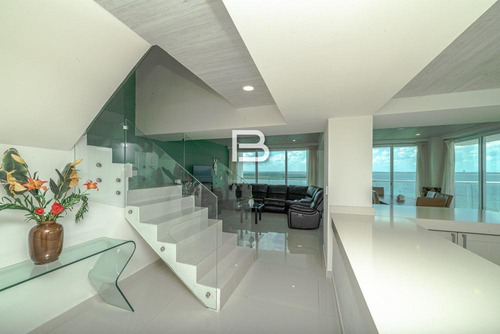 Penthouse En Venta Frente Al Mar