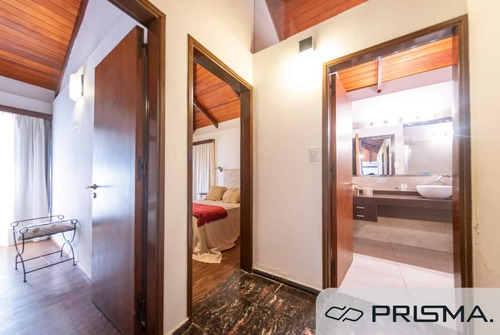 Casa - 3 Dormitorios - Carlos Paz
