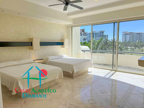 Cad Son Vida Petén Ph C8. Terraza Con Vista A Los Jardines Y Albercas