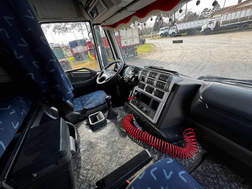 Iveco Stralis 380 Tractor, Equipo Hidraulico