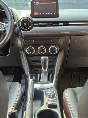 Mazda 2 GRAND TOURING LX