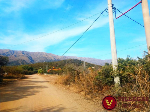 Imagen 2 de 6 de Terreno 1800 M2 Venta Av.de La Juventud, Barranca Colorada
