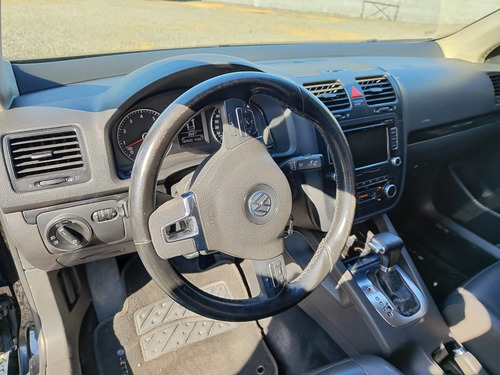 Volkswagen Jetta 2.5 4p