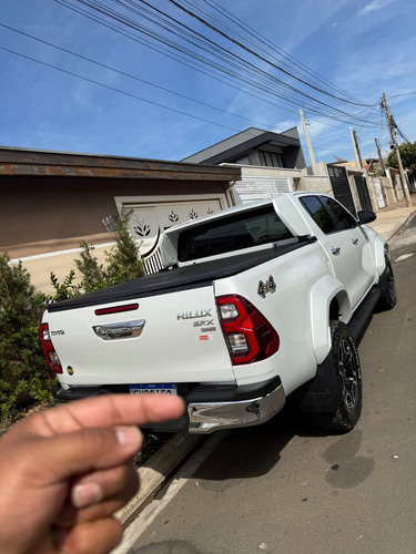 Toyota Hilux 2.8 Tdi Srx Plus Cab. Dupla 4X4 Aut. 4P