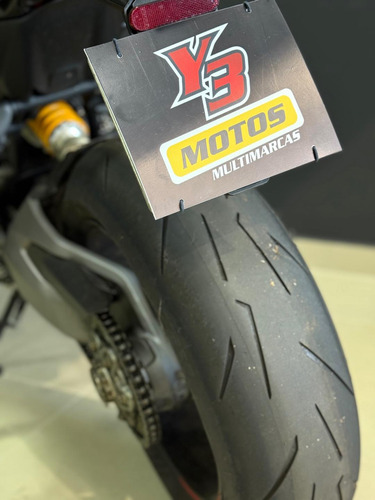Ducati Monster 1200 S