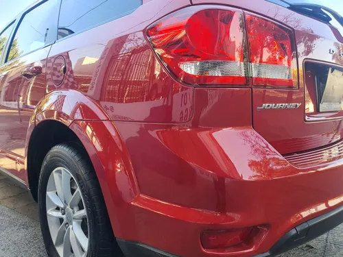 Dodge Journey 2.4 Sxt 5 Pasajeros Plus Mt