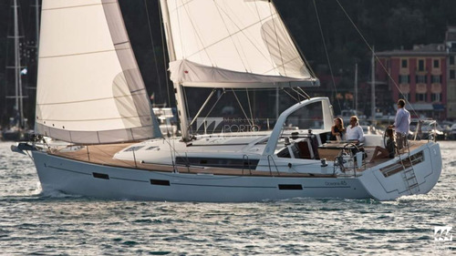 Veleiro Oceanis 45