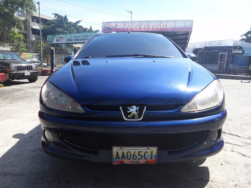 Imagen 2 de 13 de Peugeot 206 Premium Automatico