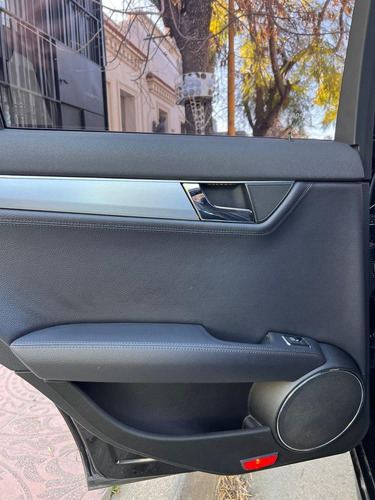 Imagen 21 de 23 de Mercedes-benz Clase C 2007 3.5 C350 Avantgarde Sport At