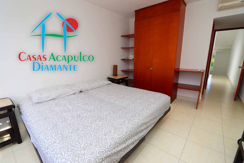 Cad Vindeza A 01. Terraza Con Salida Y Acceso A Jardín Y Albercas