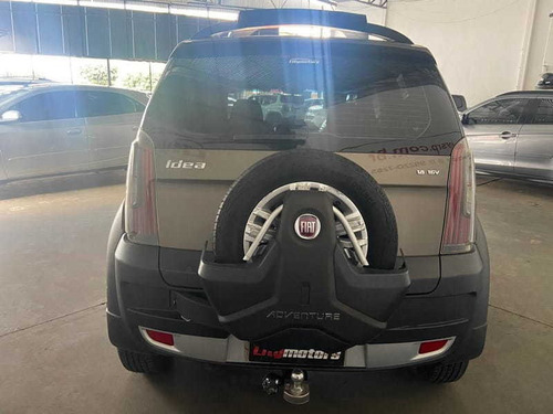 Imagem 6 de 15 de Fiat Idea Adventure 1.8 16v(flex) 4p 2013