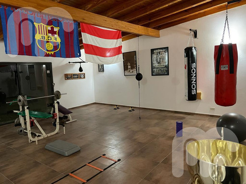 Venta De Casa De 4 Dormitorios En Campos De Roca