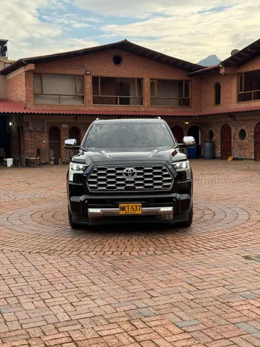 Toyota Sequoia 3.5 V6 Capstone