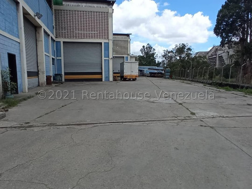 Galpón En Venta, Antimano #24-16558