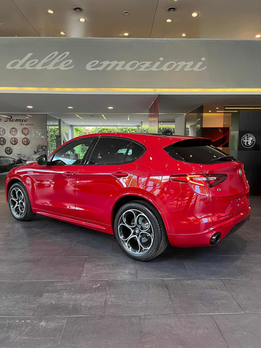 Imagen 2 de 10 de Alfa Romeo Stelvio Stelvio Veloce My 2023