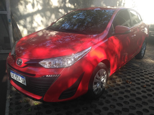 Toyota Yaris Xs Sedán