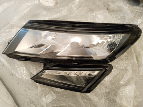 Faro Delantero Para Skoda