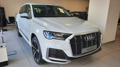 Imagen 2 de 15 de Audi Q7 0km 2021 55 Tfsi 340cv Quattro Audibsas