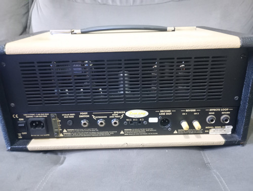 Amplificador Head Valvulado Egnater Rebel 30 Foot Bege (Usado)