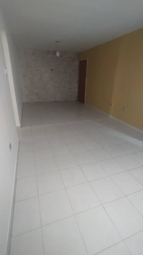 Apartamento Res. Trébol Base Aragua Maracay Fm*