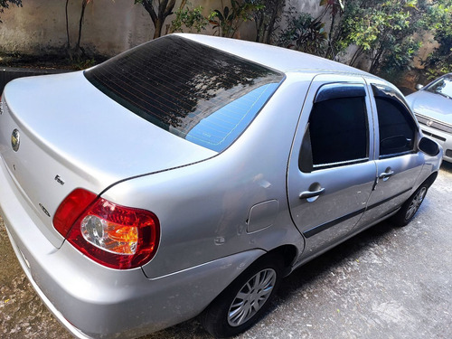 Imagem 5 de 5 de Fiat Siena 2007 1.0 Fire Celebration Flex 4p