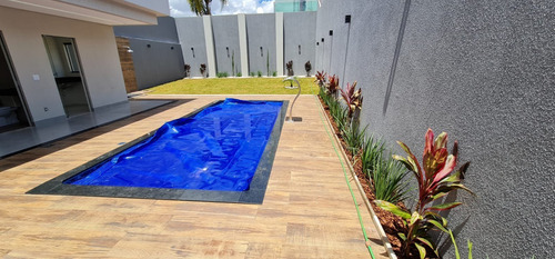Imagem 7 de 14 de Linda Casa 04 Quartos Closet Piscina Aquecida Churrasqueira - 19726