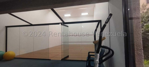 Ss: Vende Apartamento 25-1366 En Sebucan De 181 M2, 3h/3b/3pe
