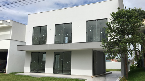 Casa Nova Em Balneário Piçarras Condomínio Fechado. Tenha Conforto E Segurança Em Morar Próximo Ao Mar Com Toda Estrutura Que O Condomínio Oferece Pra Sua Família. Fácil Acesso A Br 101 Penha Piçarras