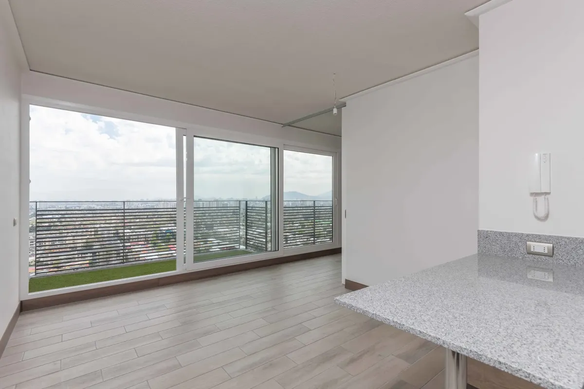 Imagen 3 de 27 de Edificio Av. Américo Vespucio (1 Est. 1 Bod.) Vista Sur Pi