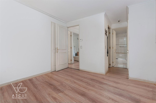 Departamento En Venta De 3 Dorm. En Las Condes