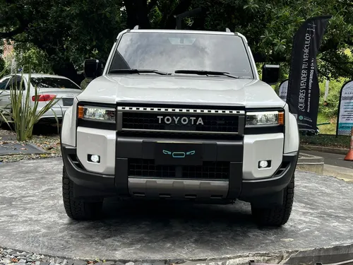 Toyota Land Cruiser Prado 2.4 First Edition At8